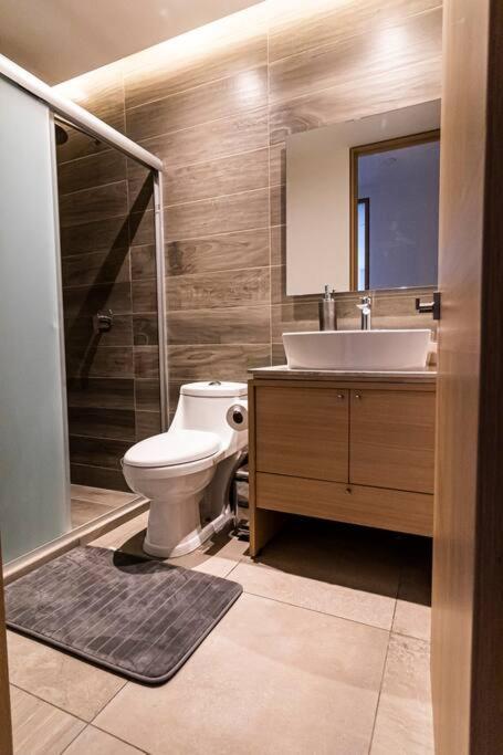 Nuevo Lujosos - Torre Nau Apartamento Guadalajara