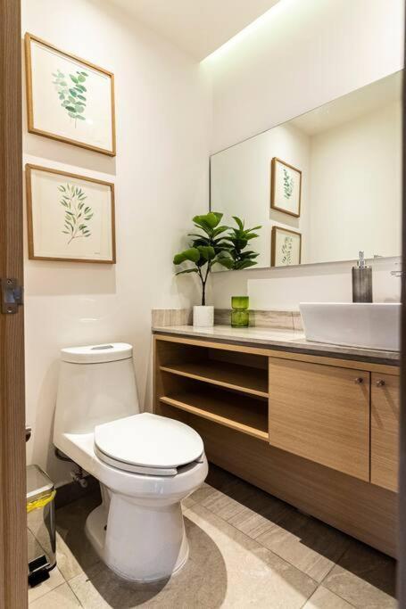 Nuevo Lujosos - Torre Nau Apartamento